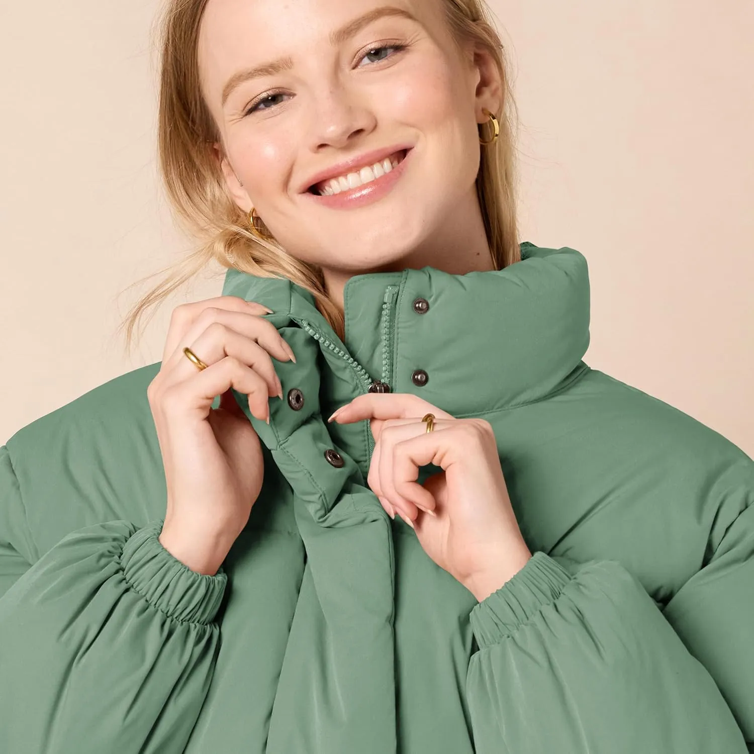 Amazon Essentials Women's Cropped Full-Zip Puffer Jacket (Quilted Matte or Sherpa Fleece)