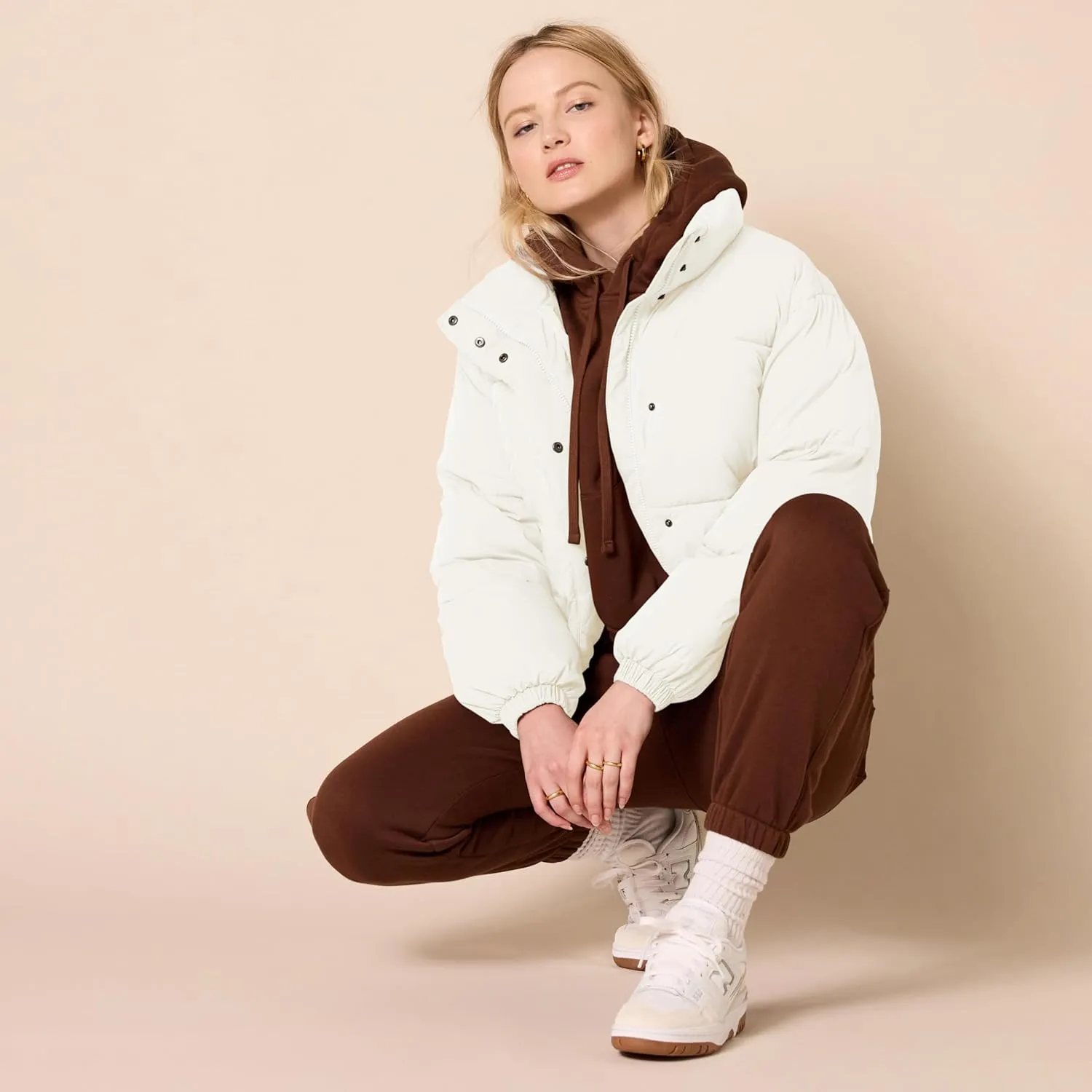 Amazon Essentials Women's Cropped Full-Zip Puffer Jacket (Quilted Matte or Sherpa Fleece)