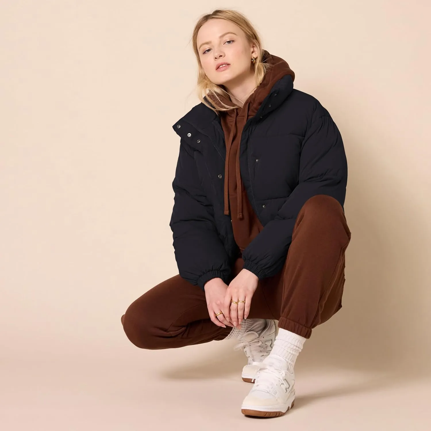 Amazon Essentials Women's Cropped Full-Zip Puffer Jacket (Quilted Matte or Sherpa Fleece)