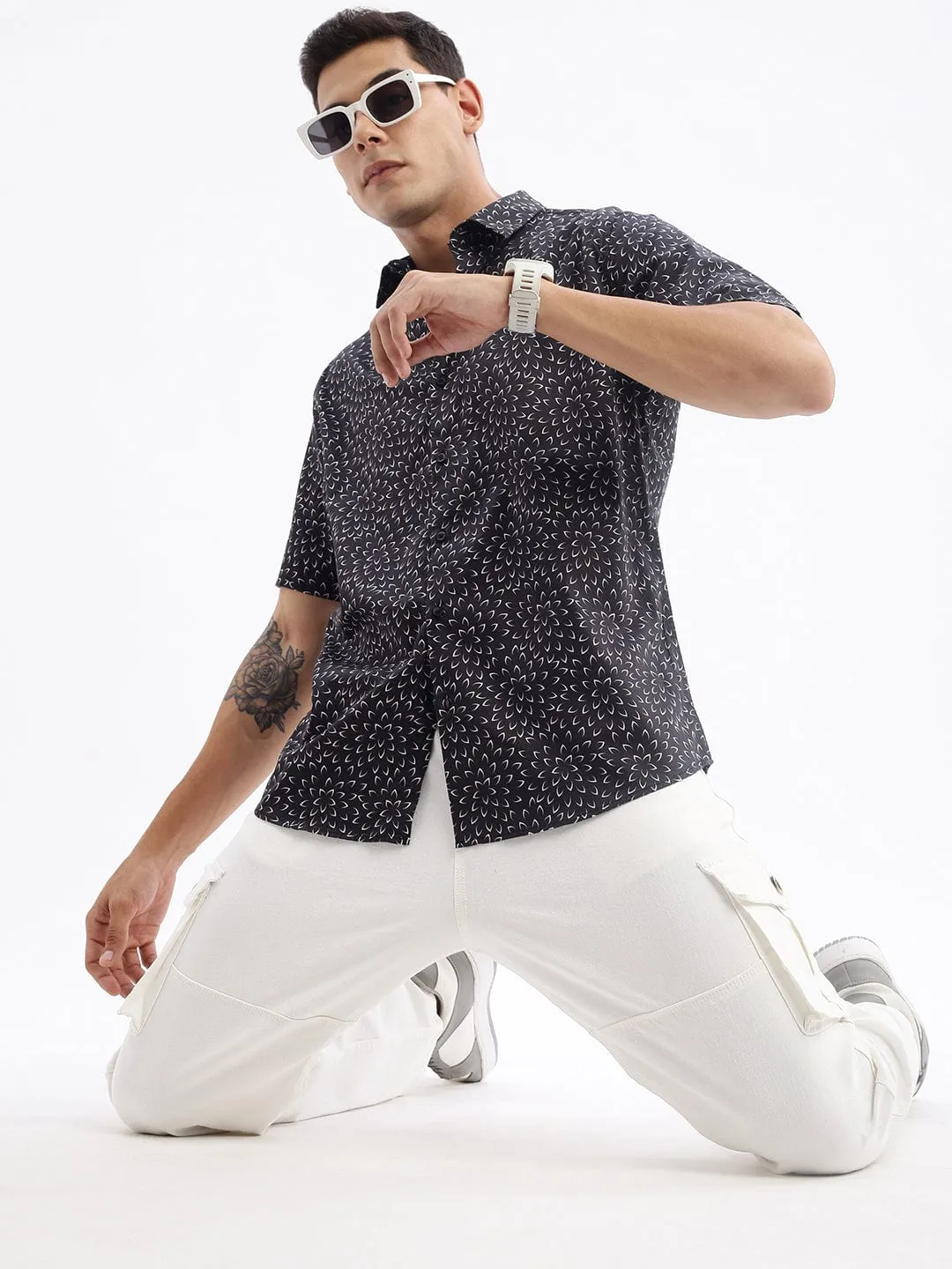 Men Black Standard Slim Fit Opaque Printed Cotton Casual Shirt