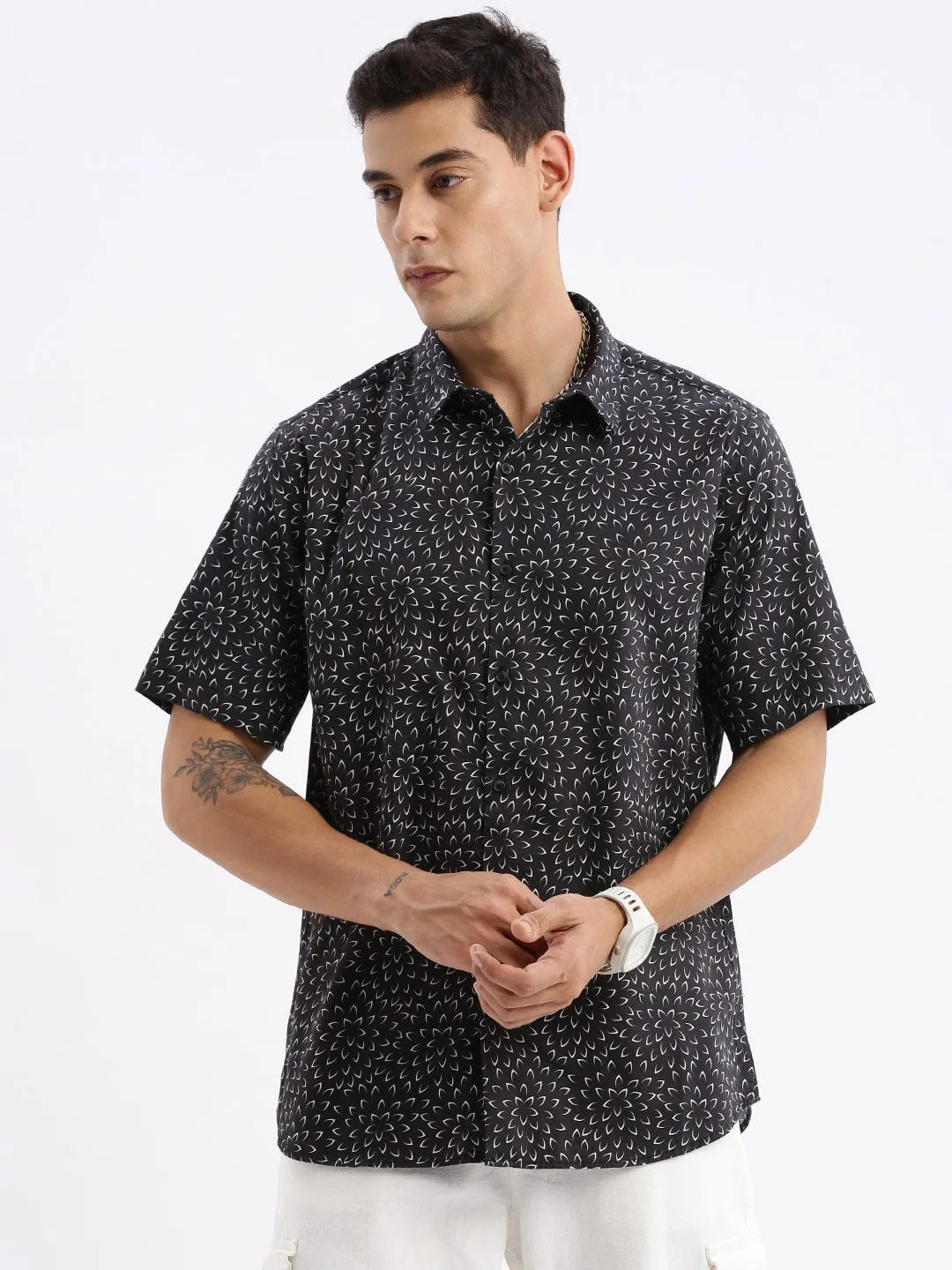 Men Black Standard Slim Fit Opaque Printed Cotton Casual Shirt