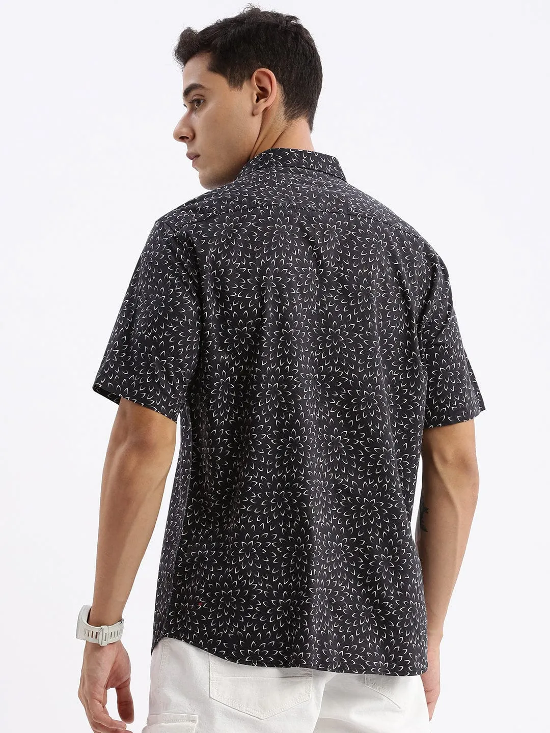 Men Black Standard Slim Fit Opaque Printed Cotton Casual Shirt