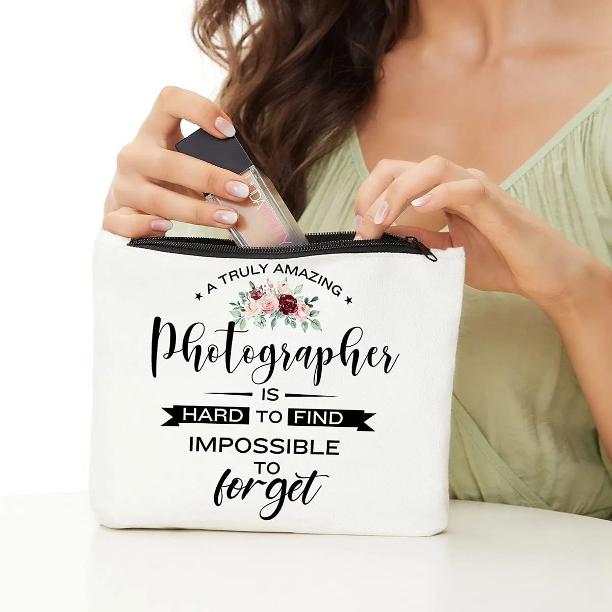 Photography lover Amazing Funny Gift, Hard to Find Christmas Birthday Graduation Thank You Gift for Videographers Makeup Bag