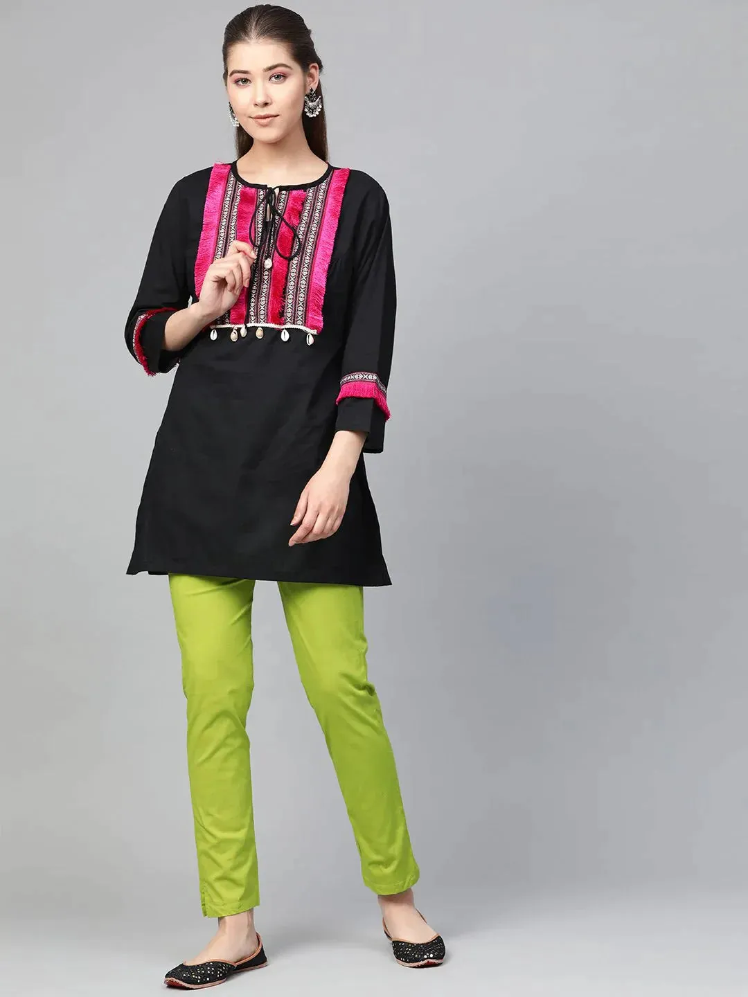 Women Green Smart Slim Fit Solid Regular Trousers