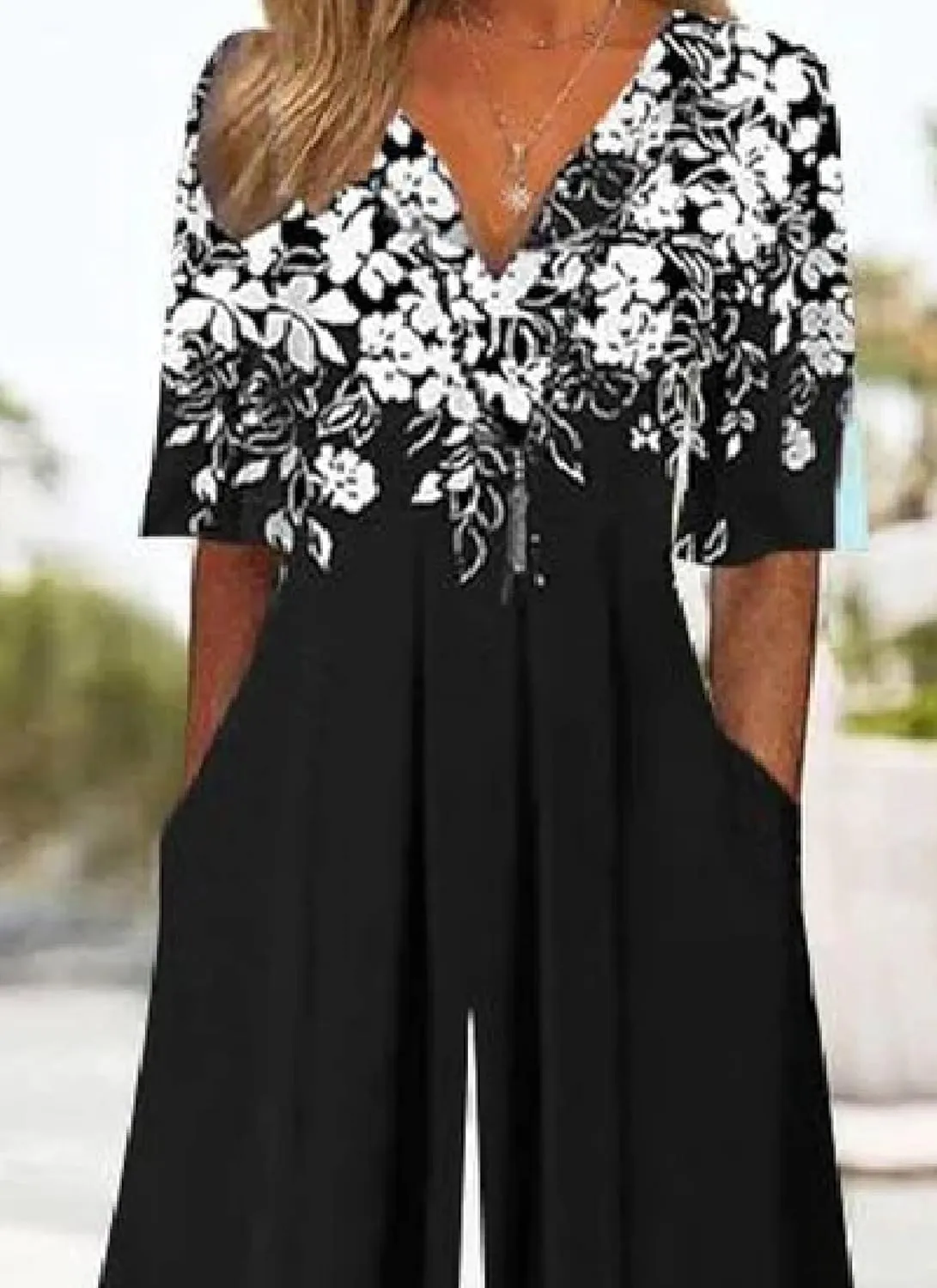 Women's Casual Loose Floral Print 2025 Jumpsuits Short Sleeve Printed Wide Leg Long Pant Rompers With Side Pockets